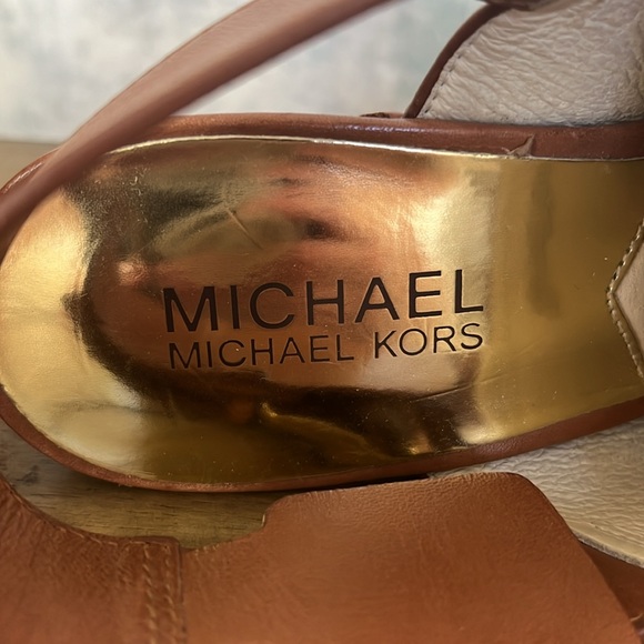 NWOT MICHAEL Michael Kors Adjustable Leather Studded Platform Slingback - Picture 7 of 11